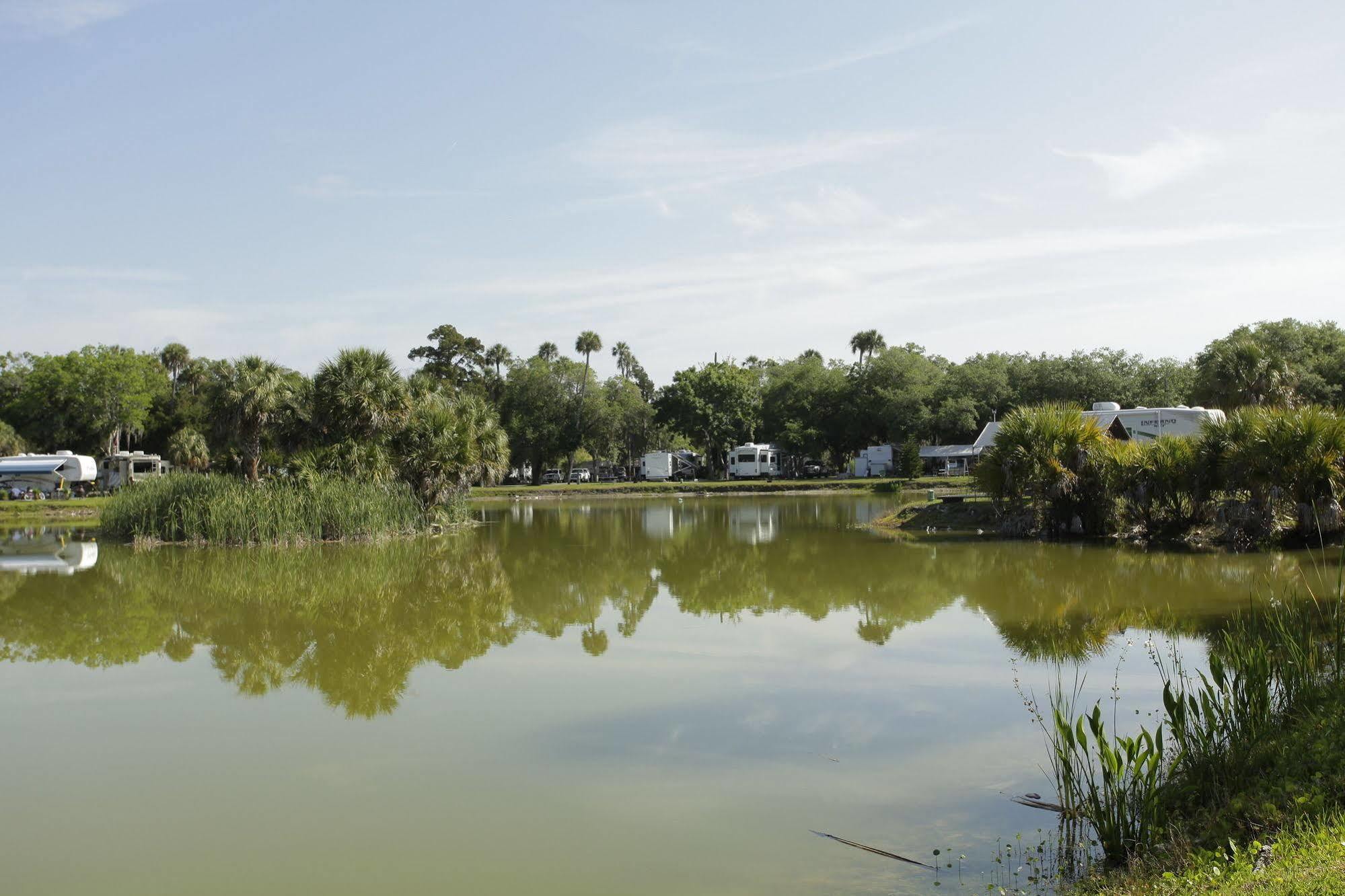 Crystal Isles Rv Resort Crystal River Ngoại thất bức ảnh